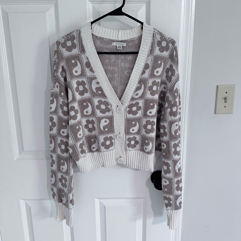American Eagle Yin & Yang Cardigan